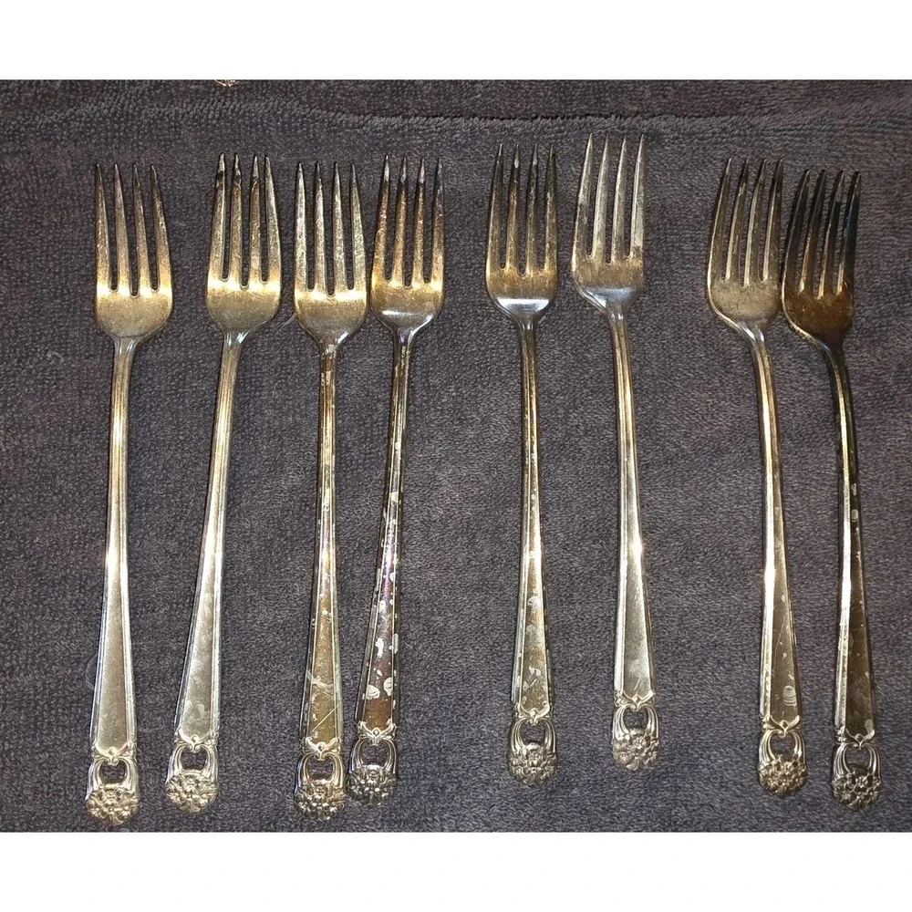 Silver plate 1847 Rogers Bros Eternally Yours 50 Pc Set Butter Knife Sugar Spoon